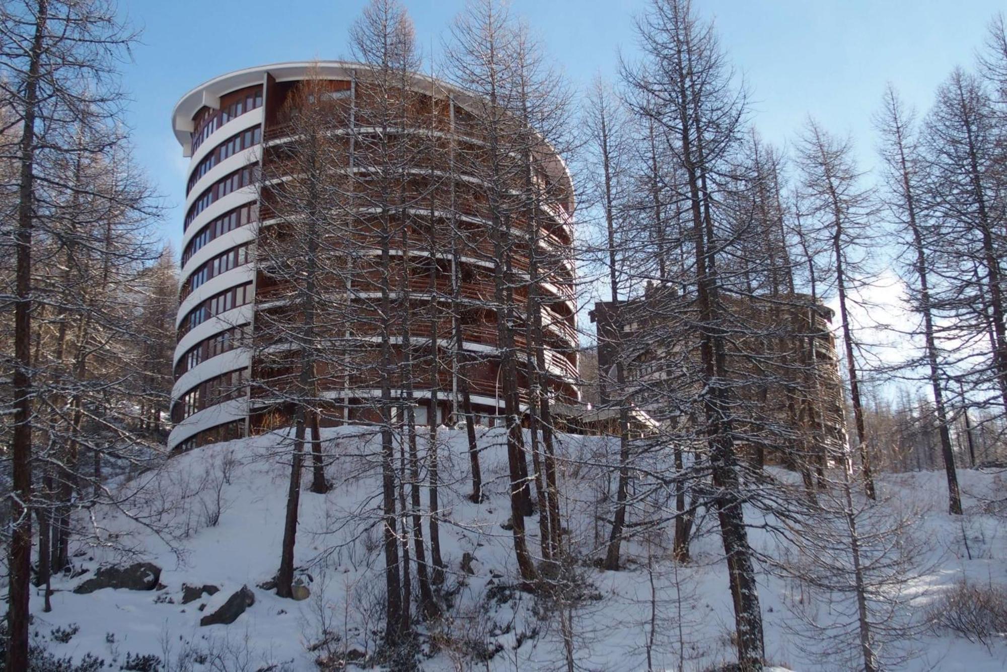 شقة Profumo Di Legno A Cielo Alto La Coquille بيريوِل تْشيرفينيا المظهر الخارجي الصورة